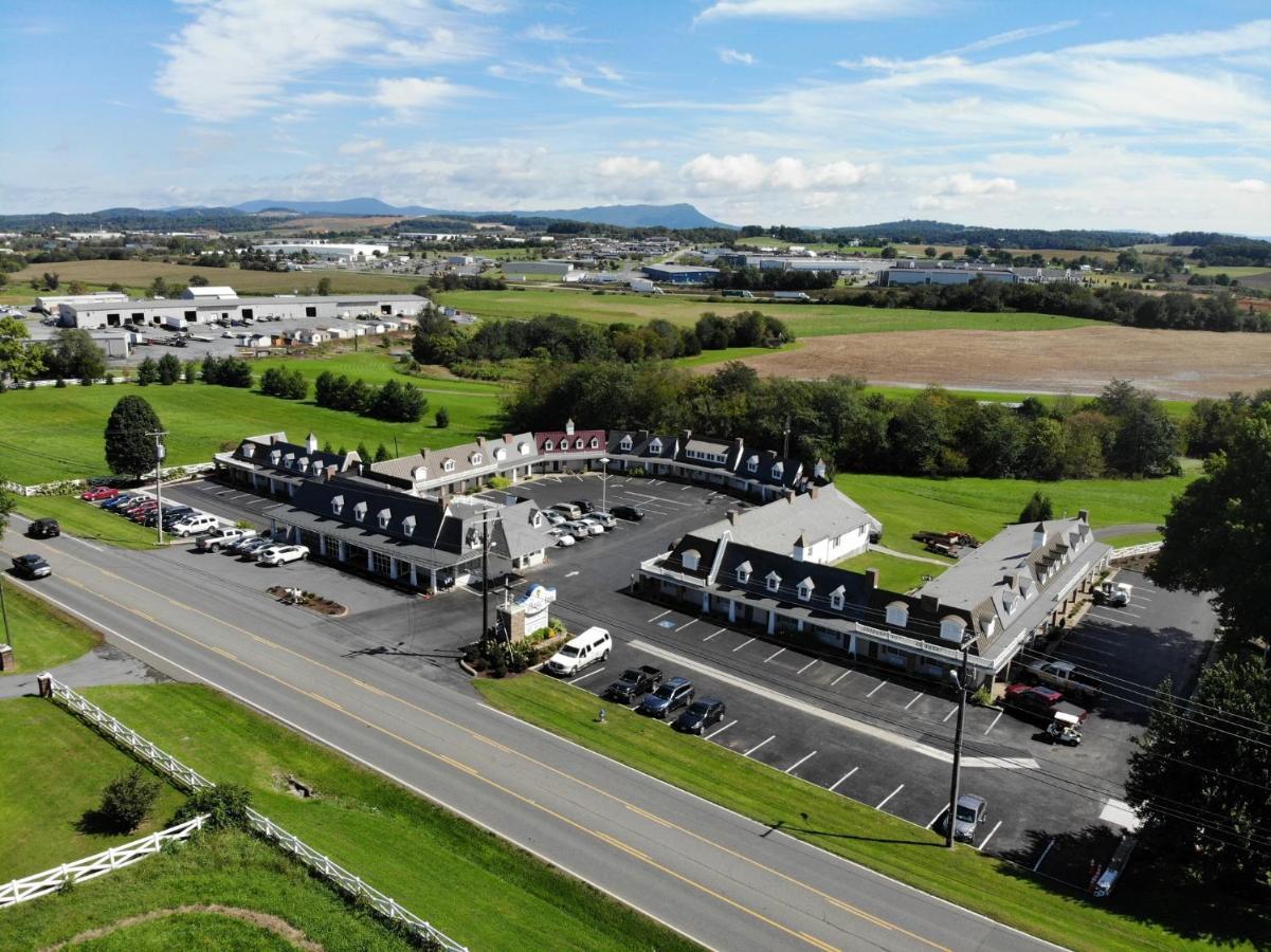 The Village Inn Harrisonburg Zewnętrze zdjęcie